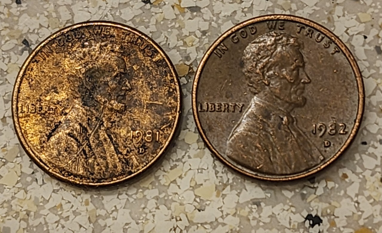 Odd-Color-1981-D-Penny-Gold-Tone
